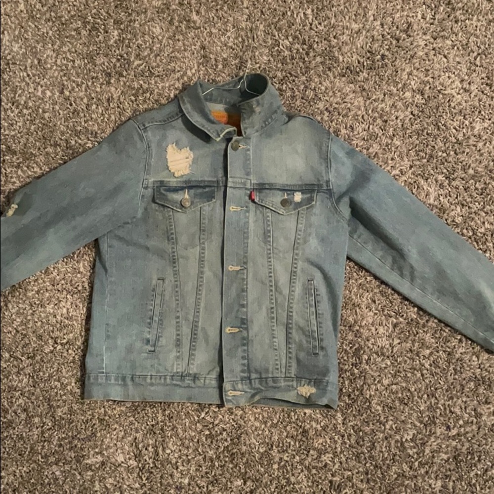 levi’s jean jacket